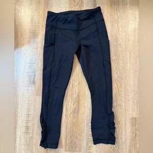 Black Lululemon rouched leggings
